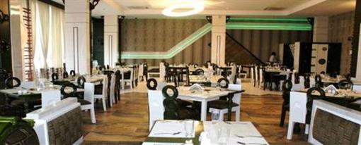 фото отеля Hotel Holiday Resort