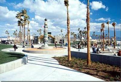 фото отеля Venice Beach Hostel - Yale Avenue