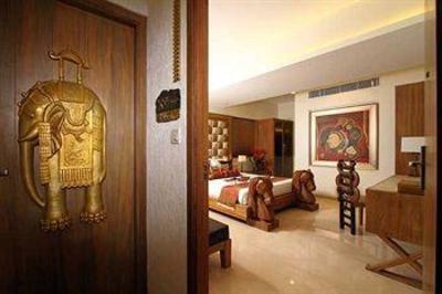 фото отеля Le Sutra - The Indian Art Hotel