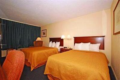фото отеля Camden West Inn