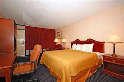 фото отеля Camden West Inn