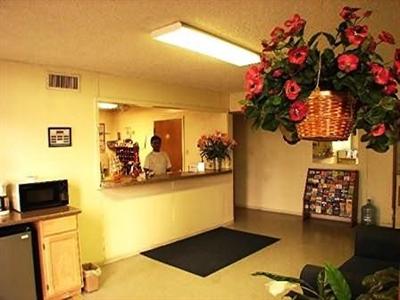 фото отеля Carefree Inn Flatonia