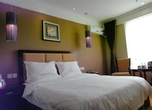 фото отеля Green Tree Inn Deyang North Street Daxiangzi Hotel