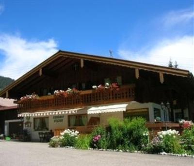 фото отеля Berghof Felder Hotel Riezlern