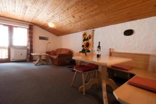 фото отеля Berghof Felder Hotel Riezlern