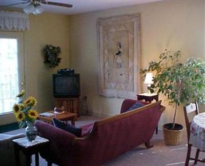 фото отеля HearthStone Bed and Breakfast