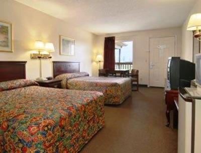 фото отеля Super 8 Motel Whiteville (Tennessee)