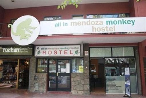 фото отеля All In Mendoza Monkey Hostel