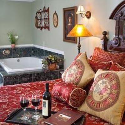фото отеля Candlelight Inn Napa