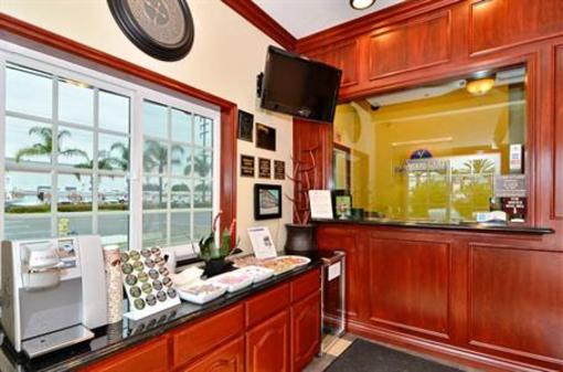 фото отеля Americas Best Value Inn-Westminster Huntington Beach