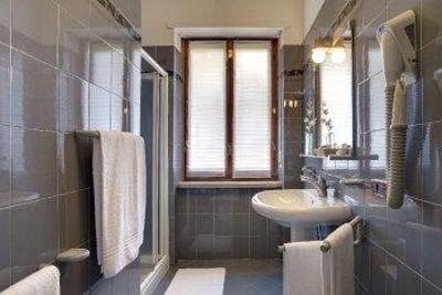 фото отеля Hotel Savona Alba