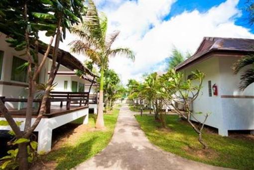 фото отеля Rattanapura Beach Resort