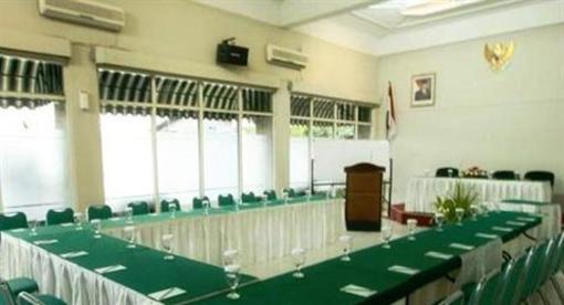 фото отеля Hotel Endah Parahyangan