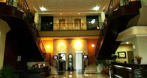 фото отеля Hotel Endah Parahyangan