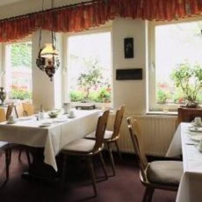 фото отеля Landhotel Lechstedter Obstweinschanke