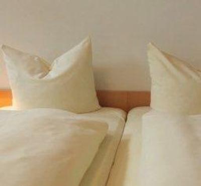 фото отеля Landhotel Lechstedter Obstweinschanke