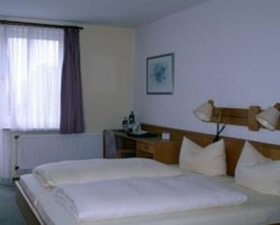 фото отеля Landhotel Lechstedter Obstweinschanke