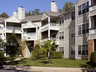 фото отеля Bridgestreet Apartments St. Johns Wood Reston