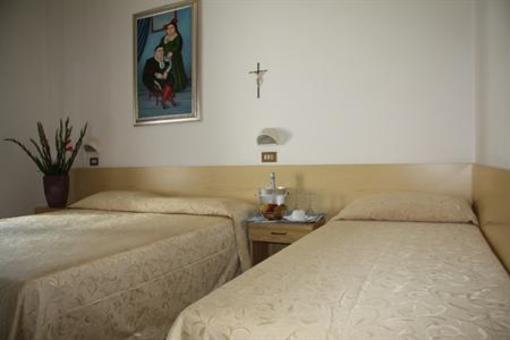 фото отеля Esperia Cesenatico Hotel