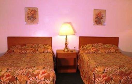 фото отеля Budget Inn Wellsville