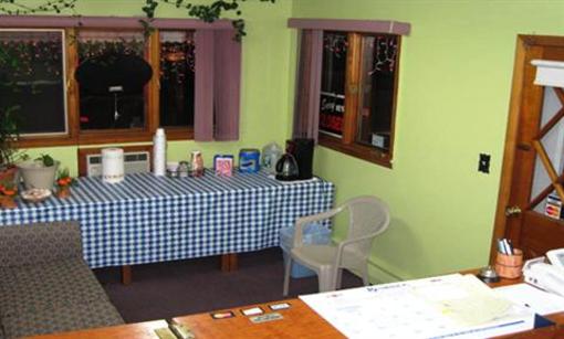 фото отеля Budget Inn Wellsville