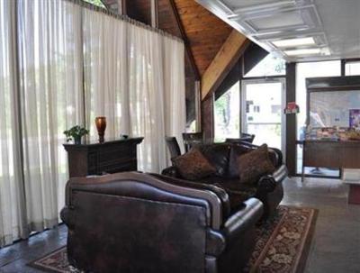 фото отеля Classic Inn & Suites West Boylston