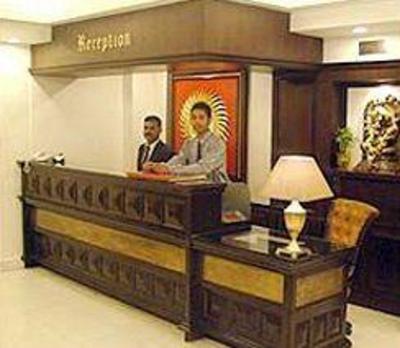 фото отеля Hotel Clark International