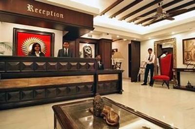 фото отеля Hotel Clark International