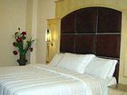 фото отеля Hotel Clark International