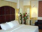 фото отеля Hotel Clark International