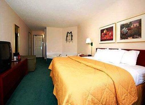 фото отеля Comfort Inn Fairmont