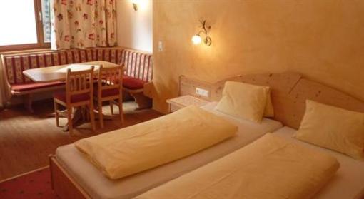фото отеля Familienhotel Kreuzwirt Weissensee