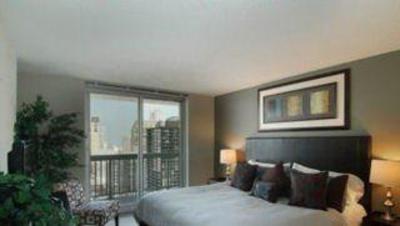 фото отеля Chicago Premier Suites