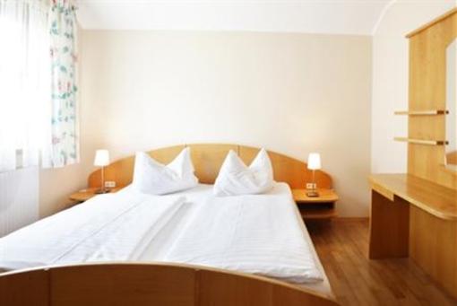 фото отеля Thermenhotel Kowald an der Therme Loipersdorf