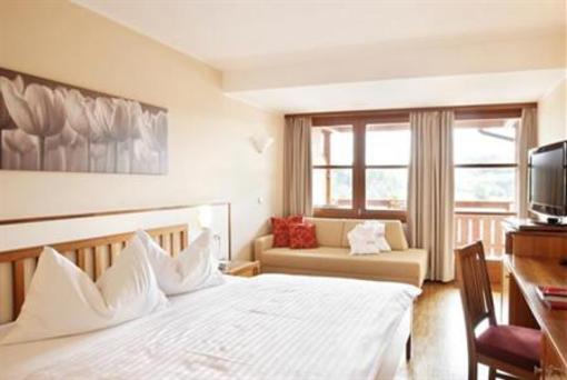 фото отеля Thermenhotel Kowald an der Therme Loipersdorf