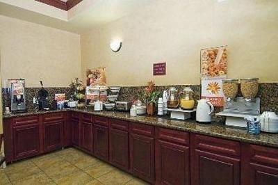фото отеля Sleep Inn & Suites at Six Flags