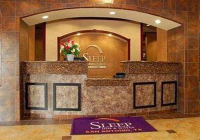 фото отеля Sleep Inn & Suites at Six Flags