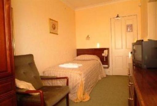 фото отеля Orwell Lodge Edinburgh