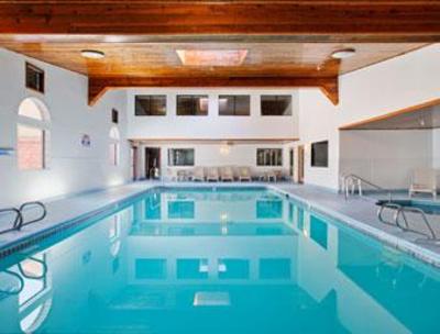 фото отеля Days Inn and Suites Red Rock Gallup