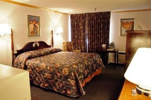 фото отеля Days Inn and Suites Red Rock Gallup