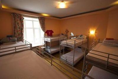 фото отеля Bear Hostel on Zubovskiy