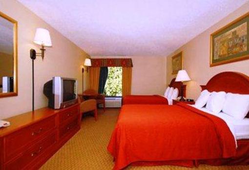 фото отеля Quality Inn & Suites Mount Pocono