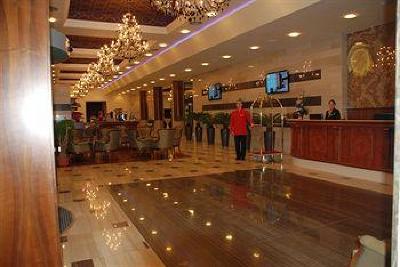 фото отеля Metropolis Hotel Bistrita