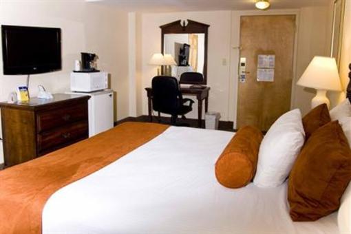 фото отеля Best Western University Inn Canton (New York)
