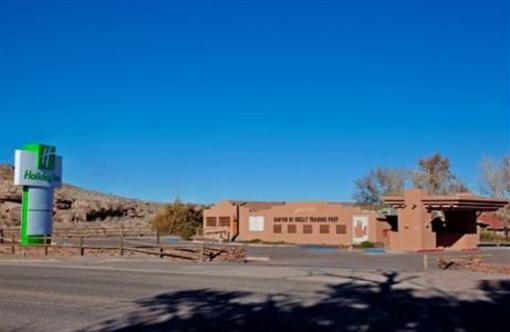 фото отеля Holiday Inn Canyon de Chelly
