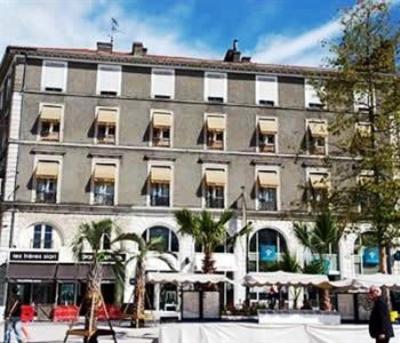 фото отеля Hotel Le Bourbon Pau