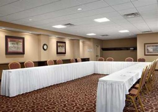 фото отеля Hampton Inn & Suites Rochester - North