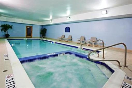фото отеля Holiday Inn Express Cleveland-Richfield