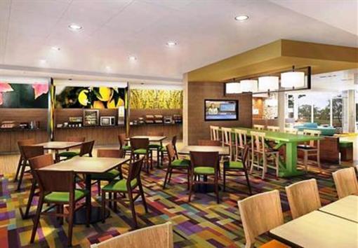 фото отеля Fairfield Inn & Suites Orlando Int'l Drive Convention Center