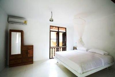 фото отеля Baannoi Nornmuan Guesthouse Chiang Mai